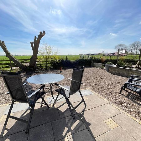 Logeerboerderij De Salix Villa Hitzum Bagian luar foto
